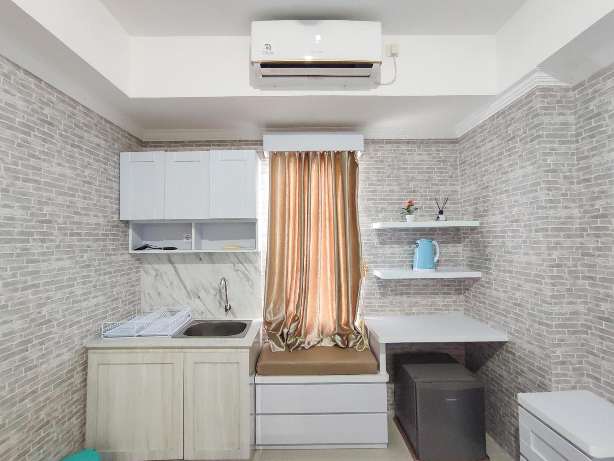 Cozy At Paltrow By Travelio Apartemen Semarang